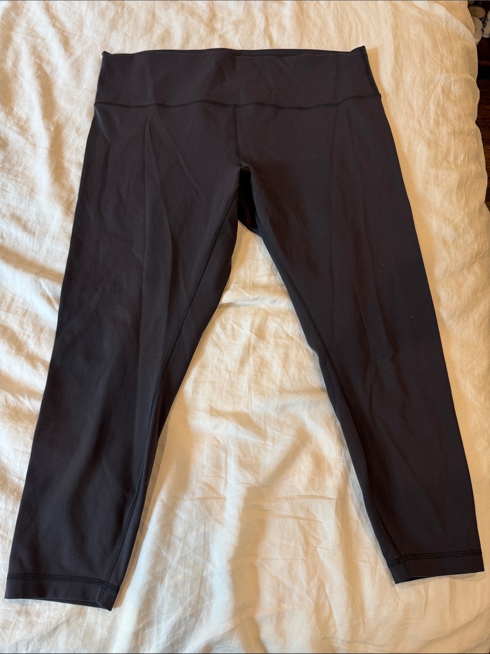 lululemon athletica - WUNDER TRAIN HIGH-RISE TIGHT 25"
Black